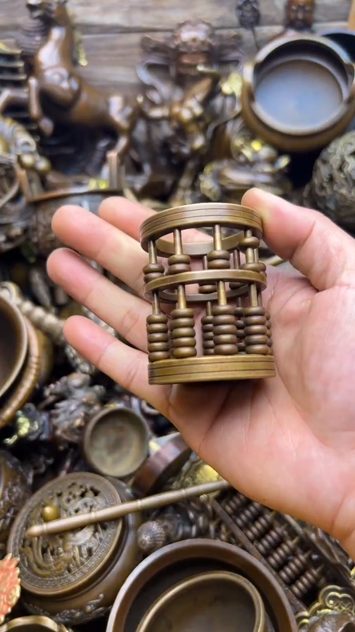 精美铜器，点击下单