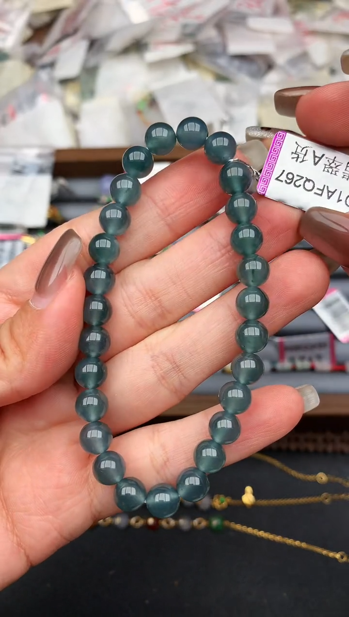 未镶嵌挂件翡翠—