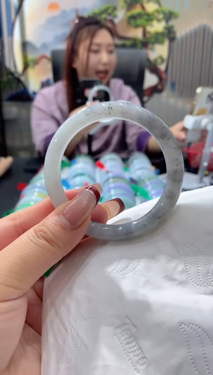 【闪购商品】翡翠手镯未镶嵌00008970