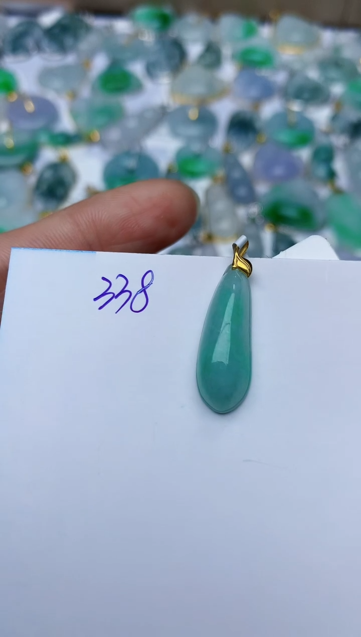 【闪购商品】翡翠颈饰18K金镶嵌天然翡翠A货