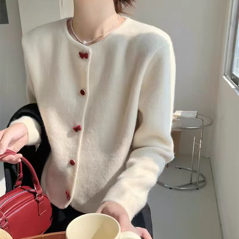 菲菲服饰优选[商品以直播间过款为主]