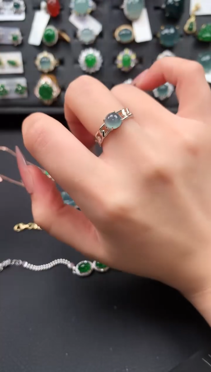 【闪购商品】翡翠戒指银S925镶嵌52441