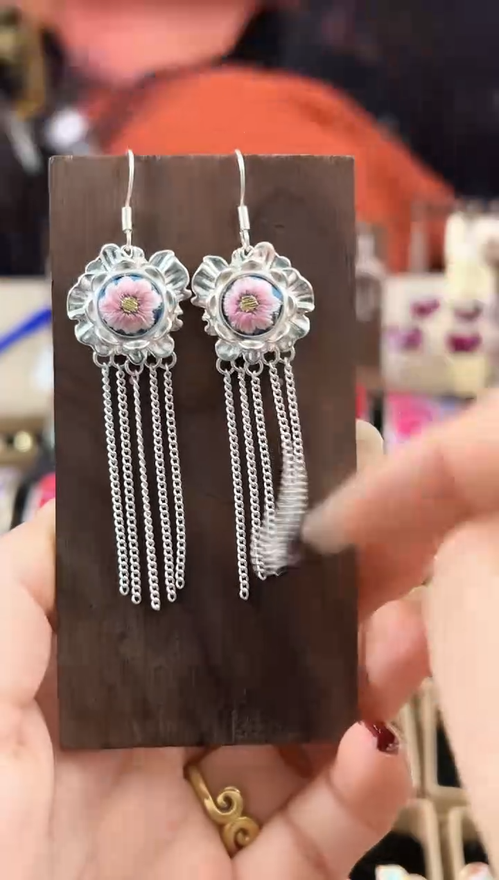 【闪购商品】织绣民族风老绣饰品149