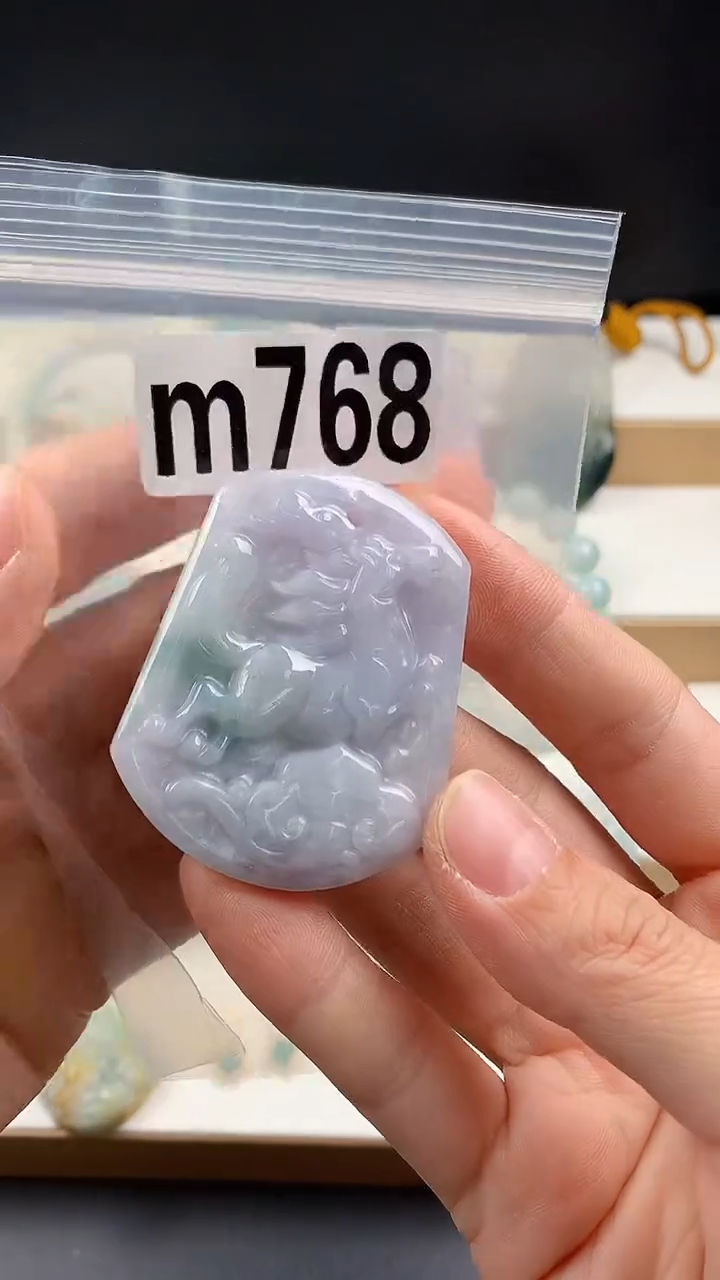颈饰未镶嵌翡翠天然翡翠吊坠挂件
