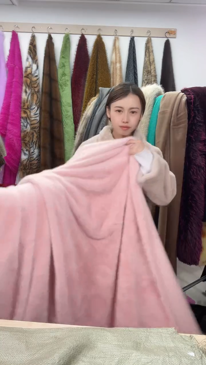 狐狸毛D858，尺寸1.8*2