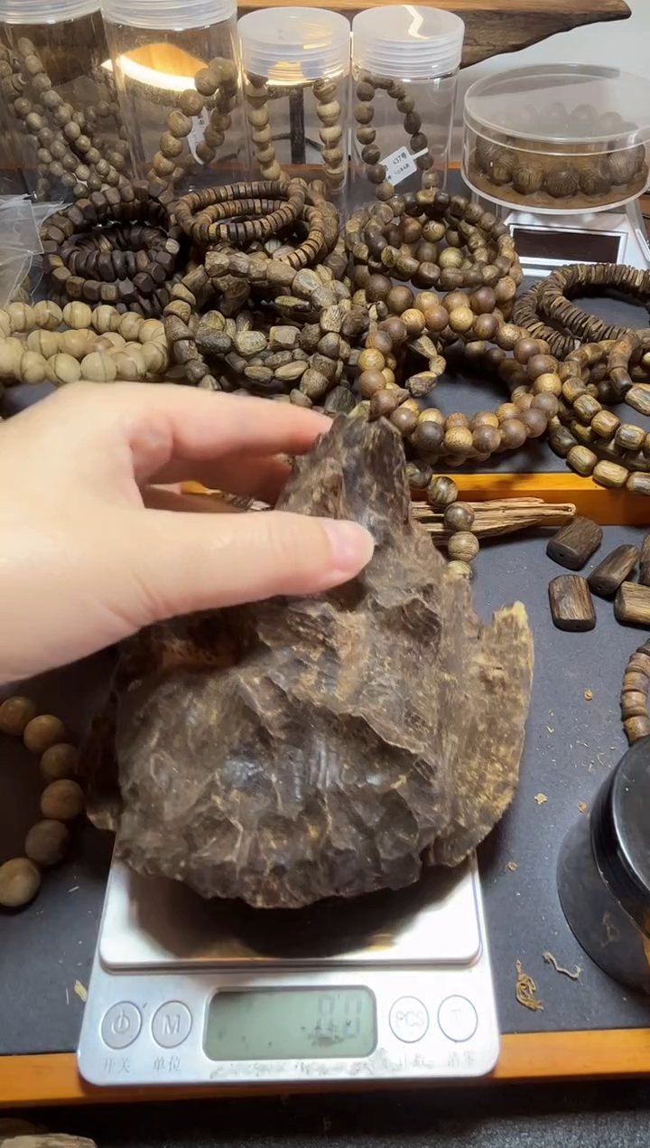 沉香沉香碎屑沉香包头