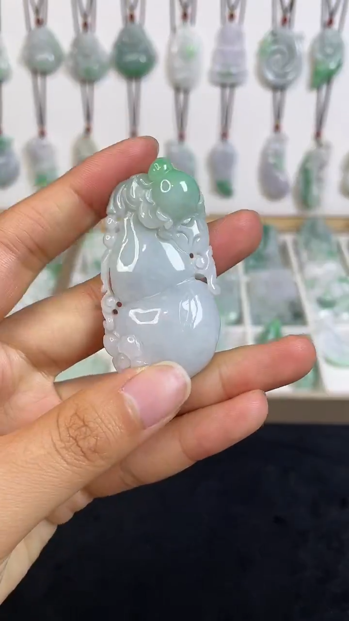 颈饰未镶嵌翡翠1