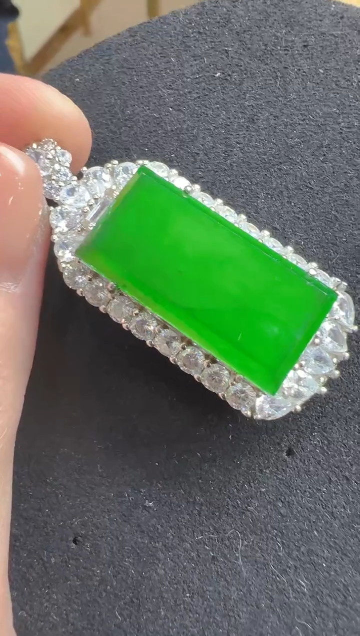 【闪购商品】翡翠吊坠(不含链)银S925镶嵌多样性发货拍一发一