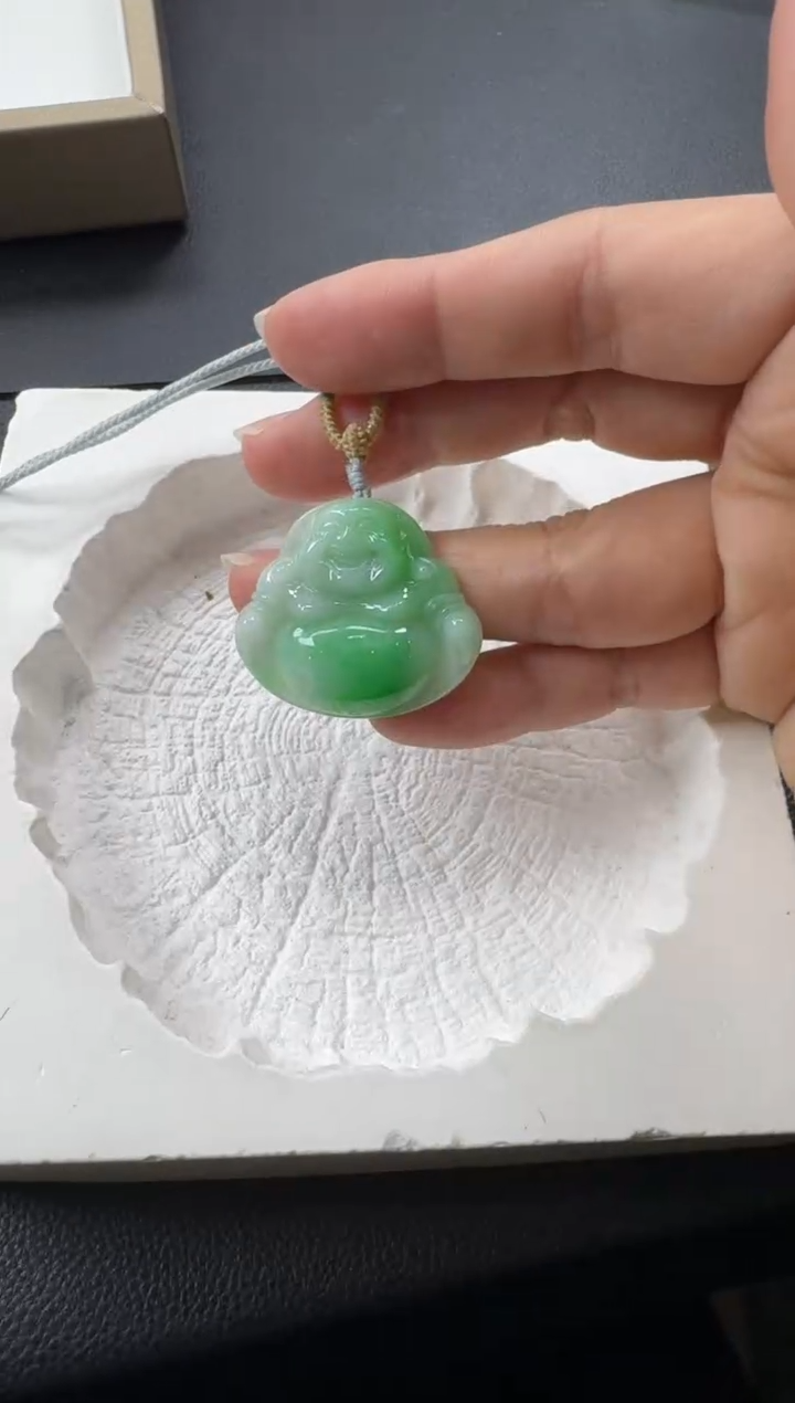 【闪购商品】翡翠颈饰未镶嵌YM941-1佛公