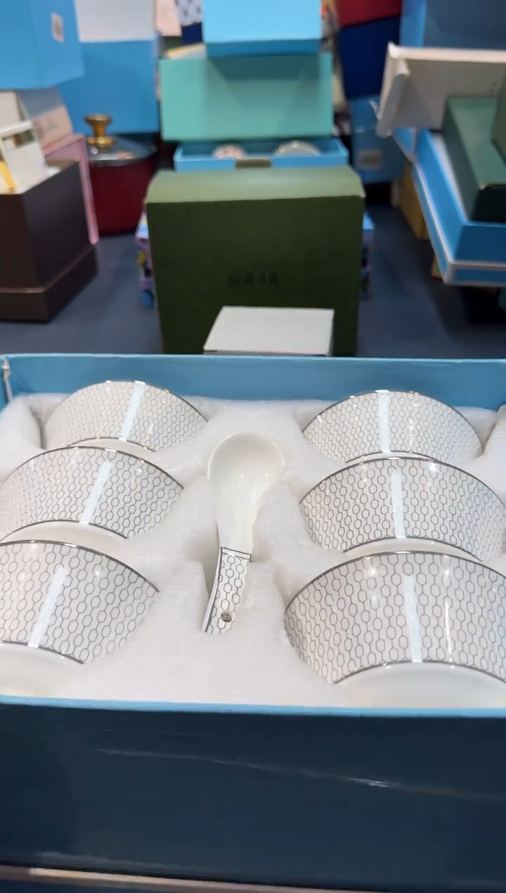 【闪购商品】碗B852-H1728全场正品，京东包邮