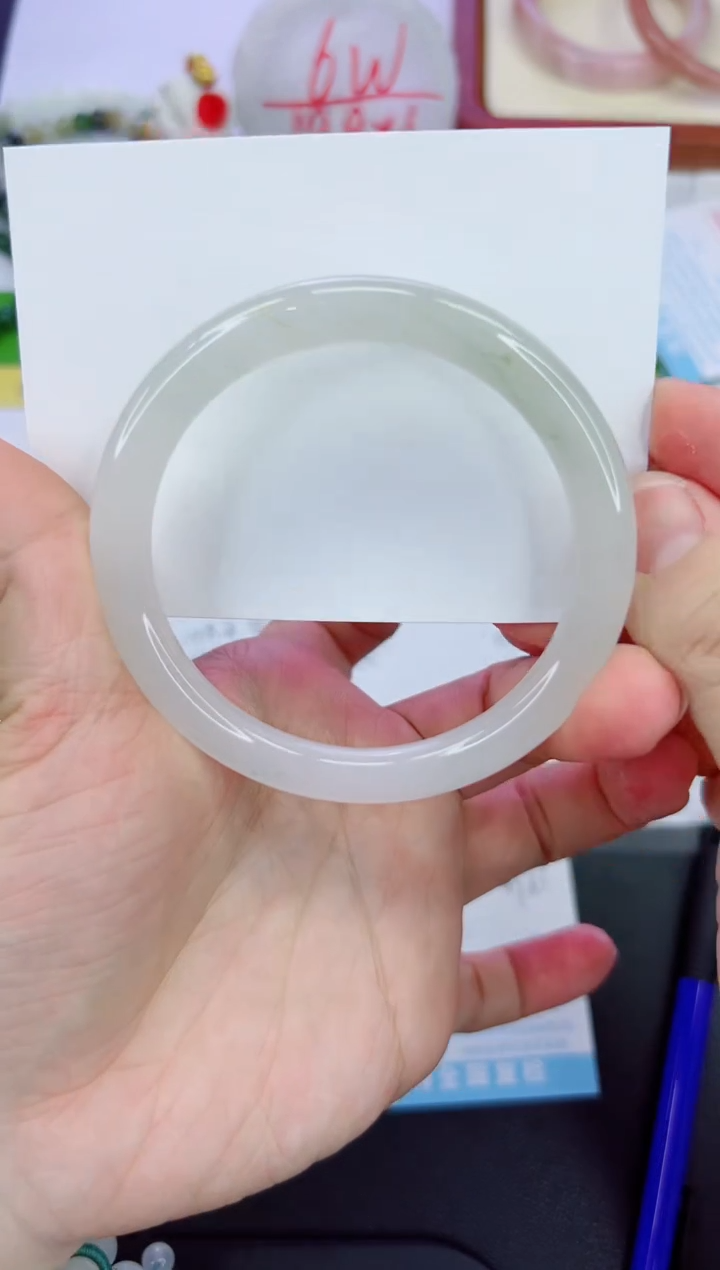 【闪购商品】石英质玉手镯未镶嵌271-60.7