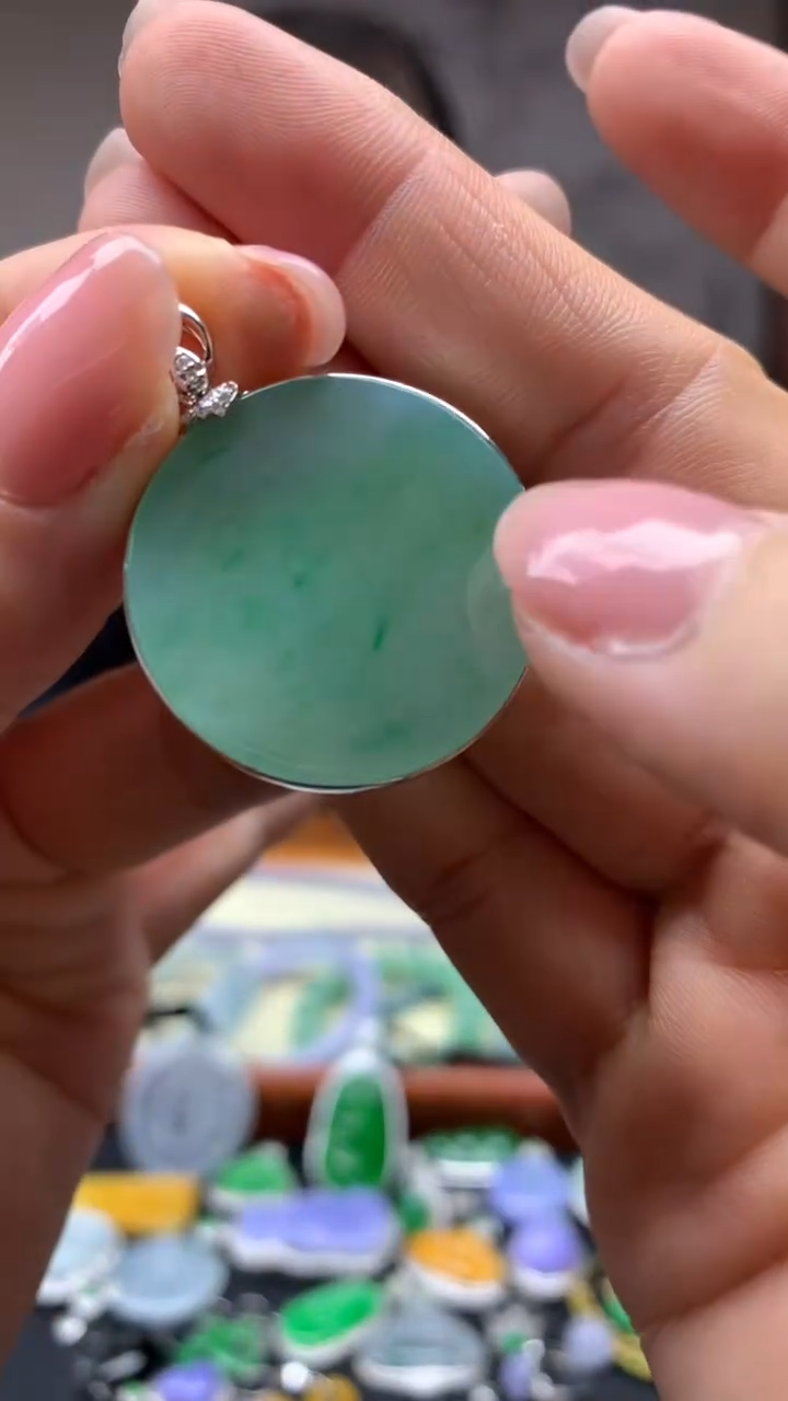 【闪购商品】翡翠颈饰18K金镶嵌8-天然翡翠