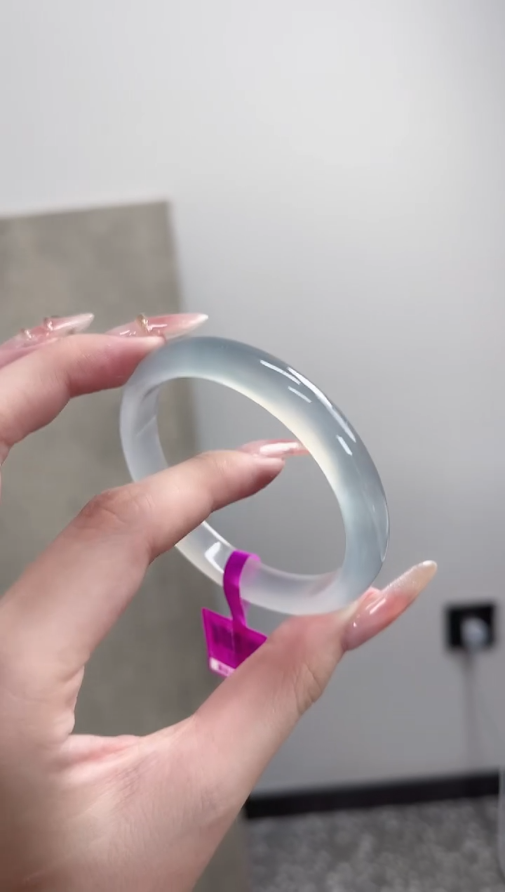 【闪购商品】玛瑙/玉髓手镯未镶嵌57圈 需要包容