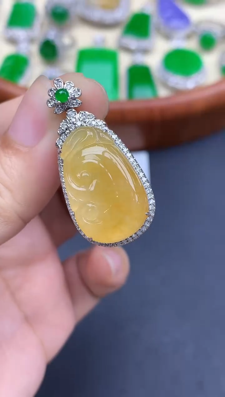 颈饰18K金镶嵌翡翠467-中国好珍宝