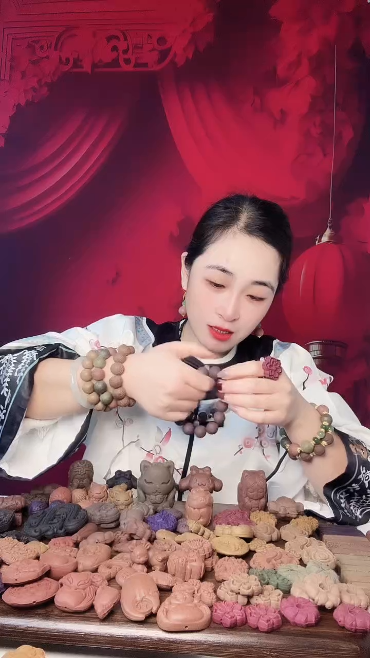 【闪购商品】泥塑1.5宫廷御制龙涎香15籽手串