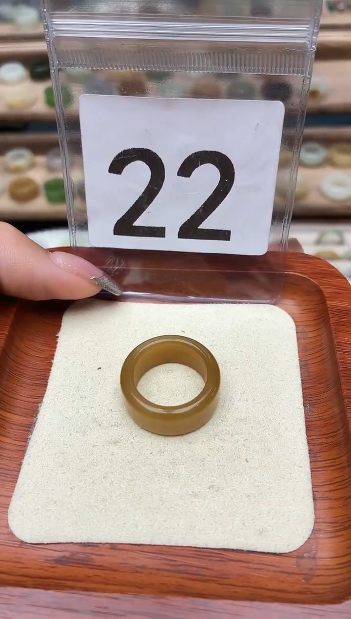 未镶嵌戒圈和田玉15号