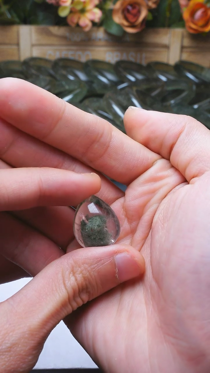 【闪购商品】水晶L022绿幽灵吊坠未镶嵌多样性