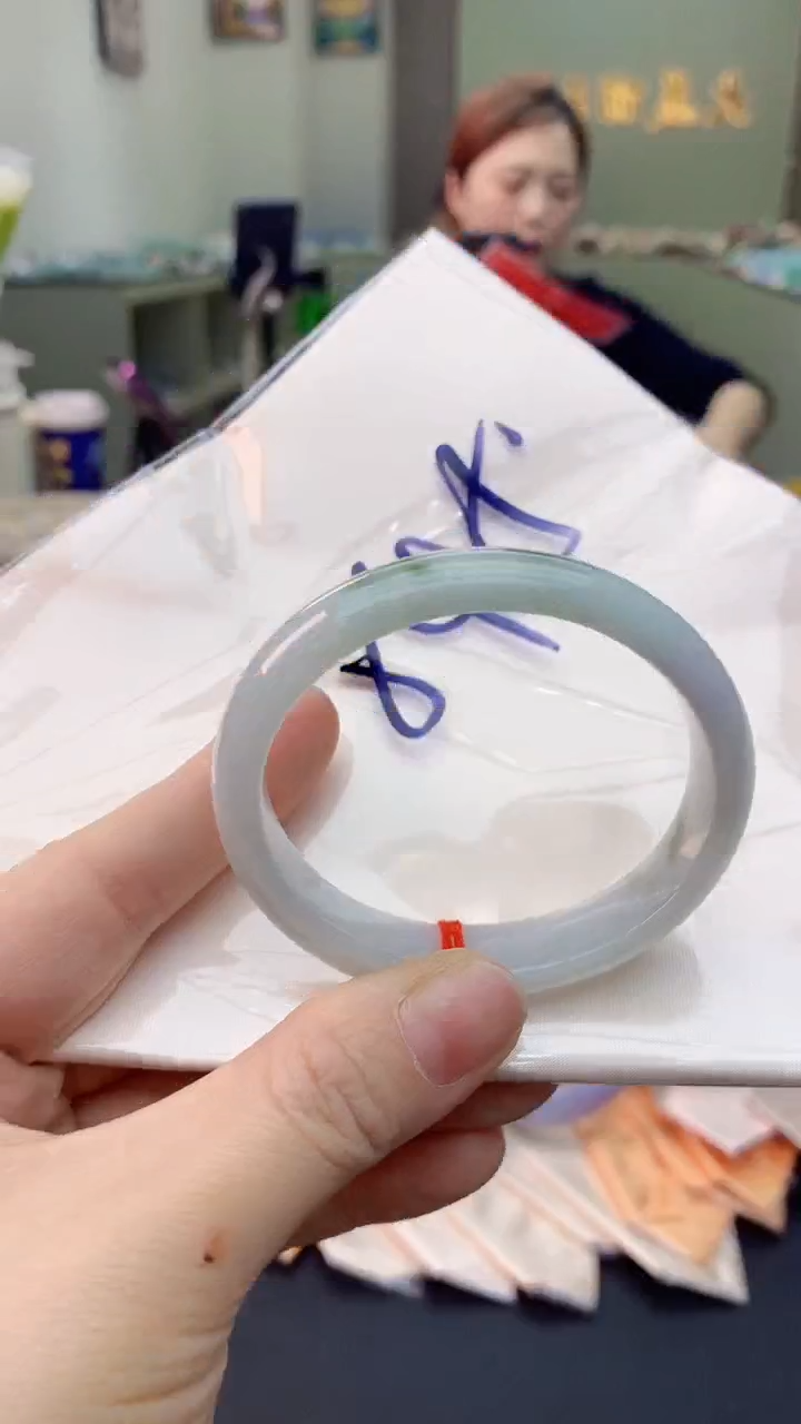 【闪购商品】翡翠手镯未镶嵌0817117954