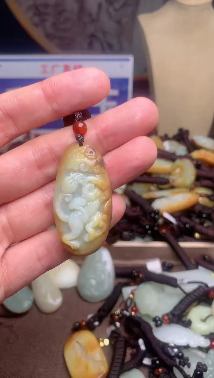 【闪购商品】和田玉颈饰未镶嵌1