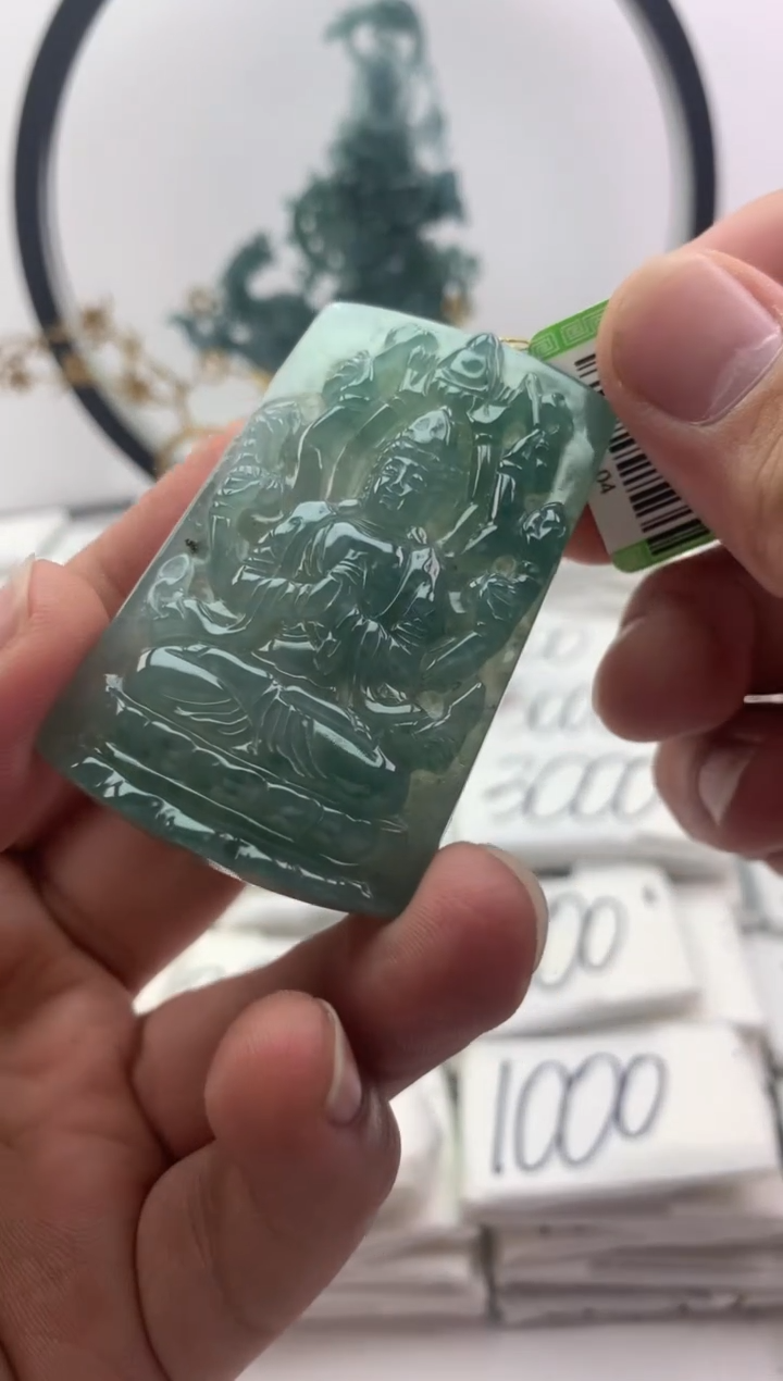 翡翠未镶嵌颈饰千手