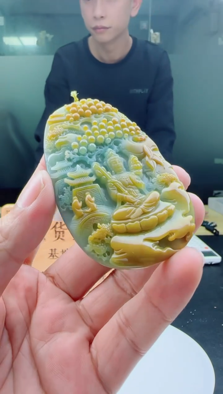 【闪购商品】翡翠颈饰未镶嵌1111111111