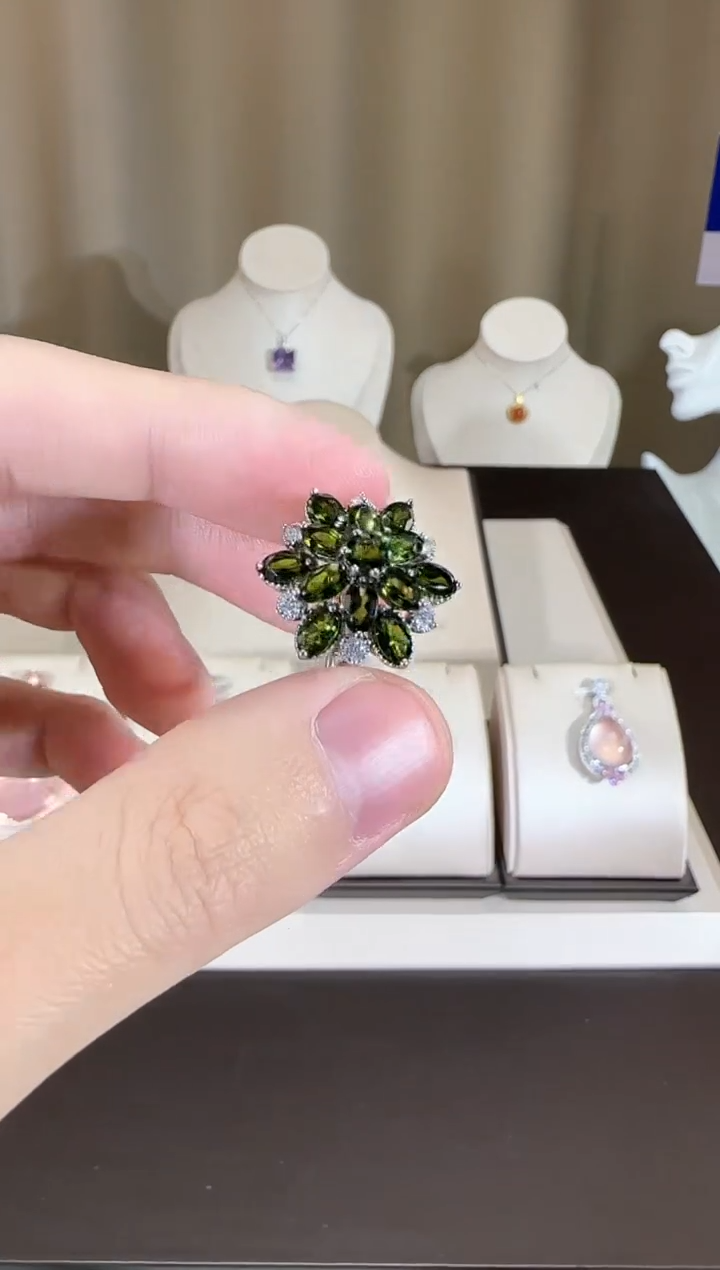 【闪购商品】透辉石戒指银S925镶嵌设计款