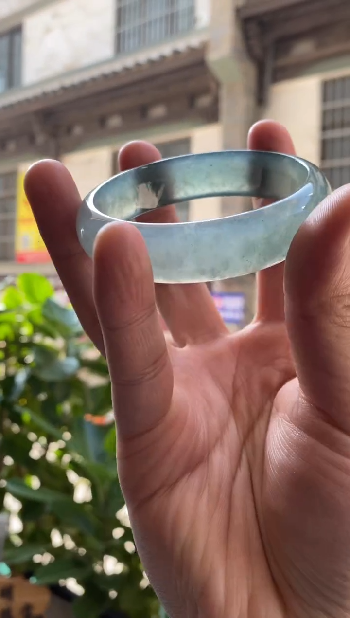 【闪购商品】翡翠手镯未镶嵌59圈