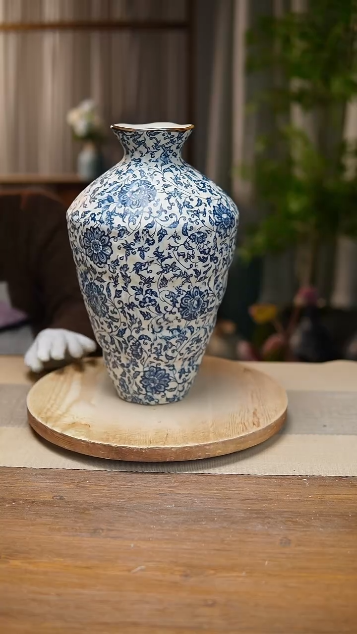 【闪购商品】陶瓷 花器青花瓷缠枝莲高脚