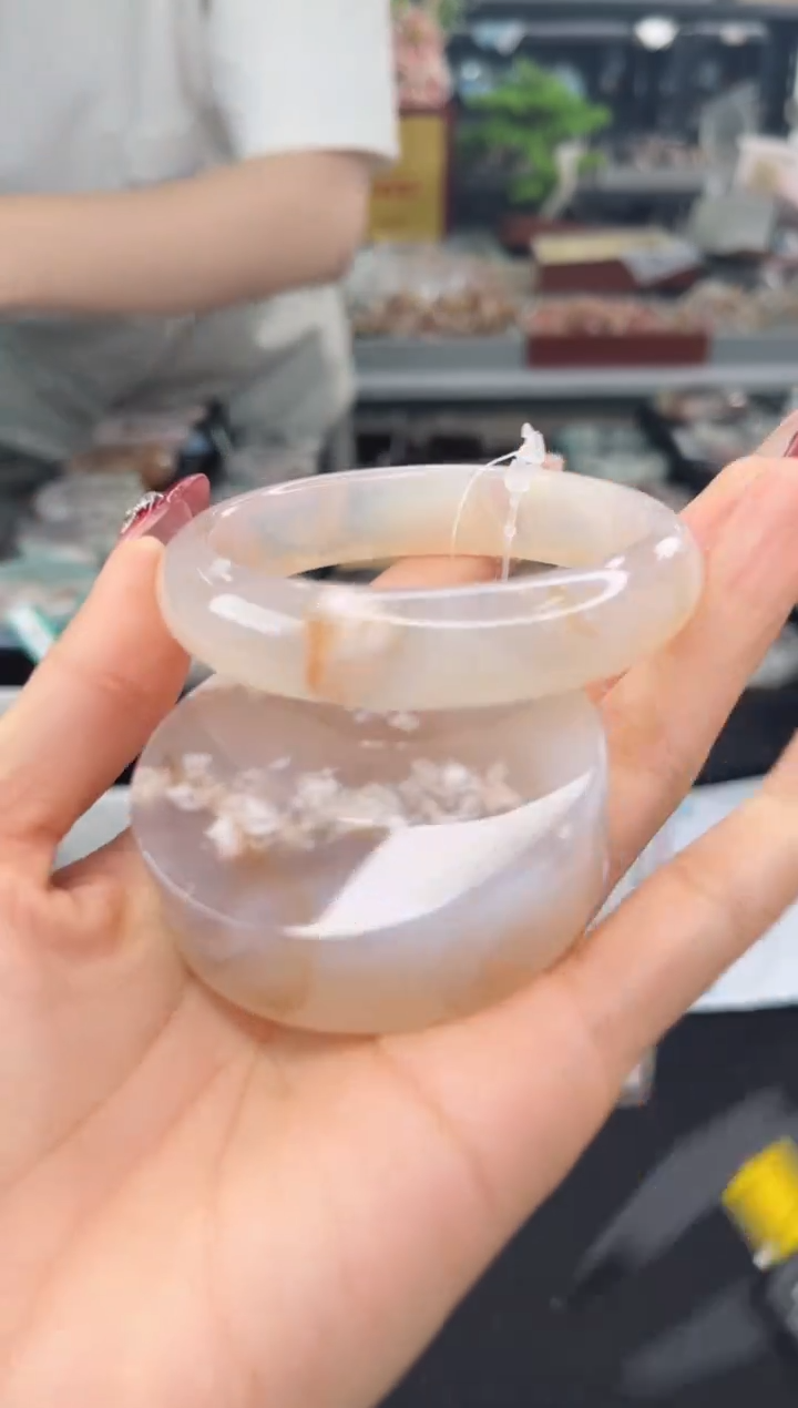 【闪购商品】石英质玉手镯未镶嵌57圈口（赠品镯心）3931207