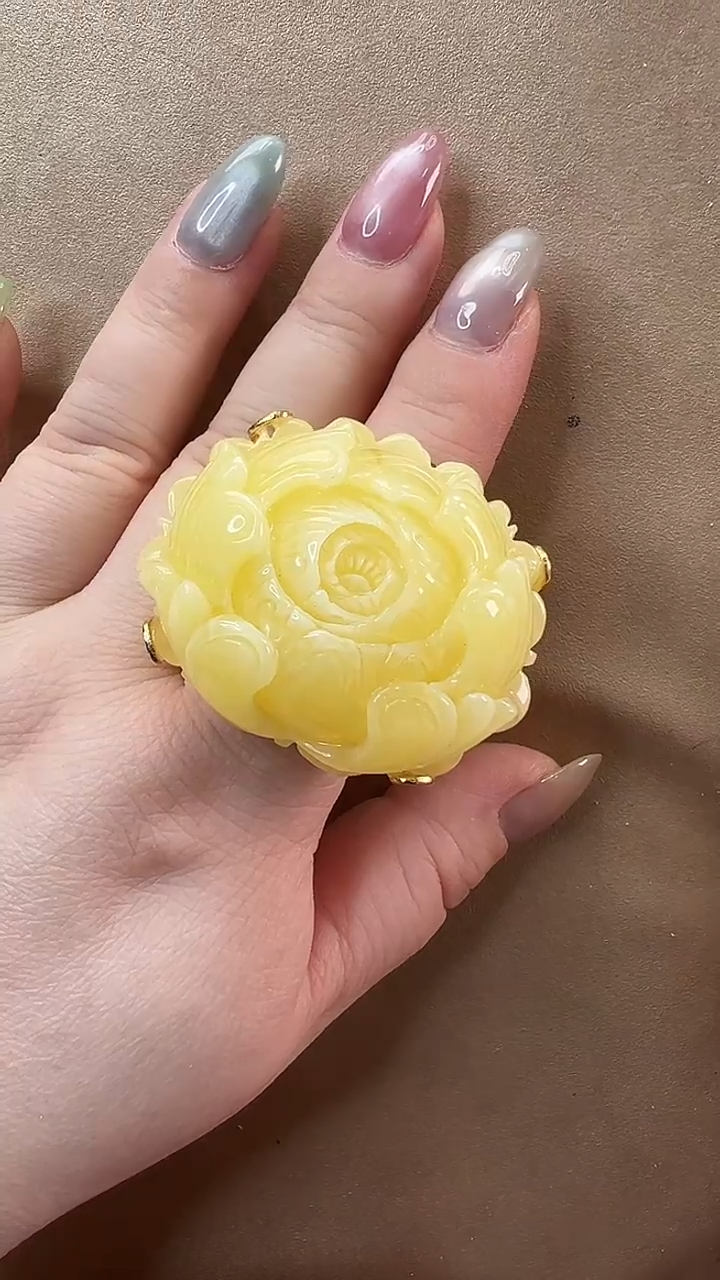 琥珀未镶嵌戒指戒指