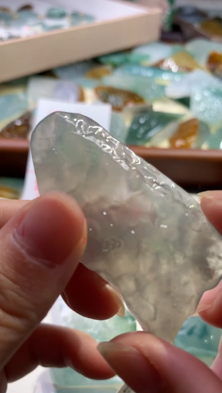 【闪购商品】翡翠颈饰未镶嵌吊坠