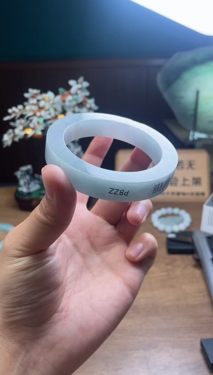 【闪购商品】定制翡翠手镯未镶嵌定制