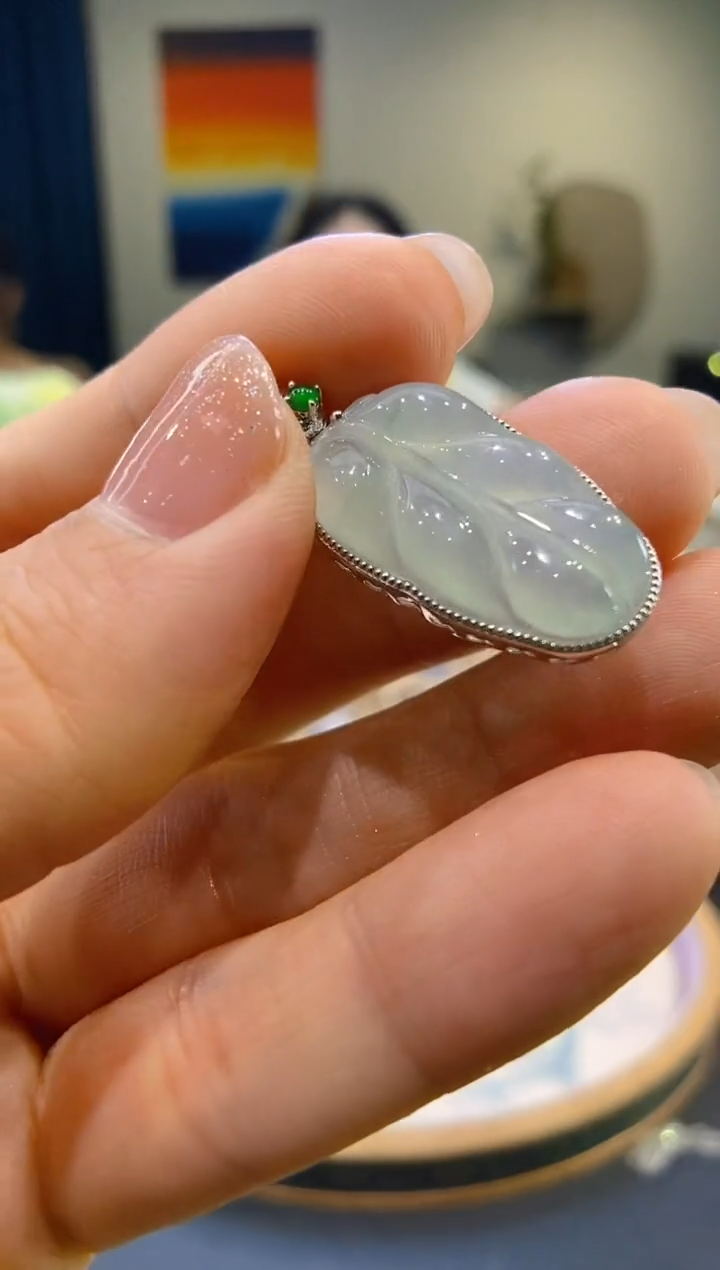 【闪购商品】翡翠18K金镶嵌吊坠(不含链)叶子