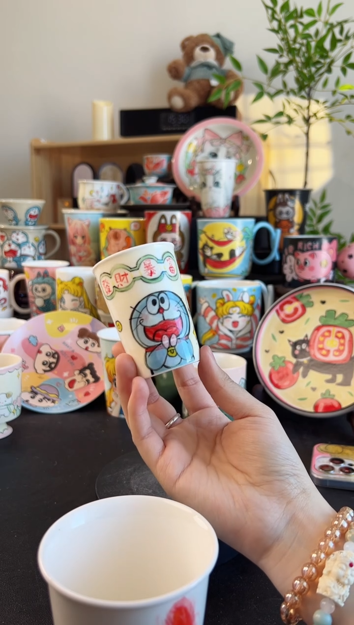 【闪购商品】摆件手工手绘陶瓷小杯杯
