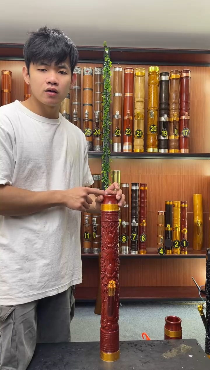 【闪购商品】木红花梨木雕龙中号