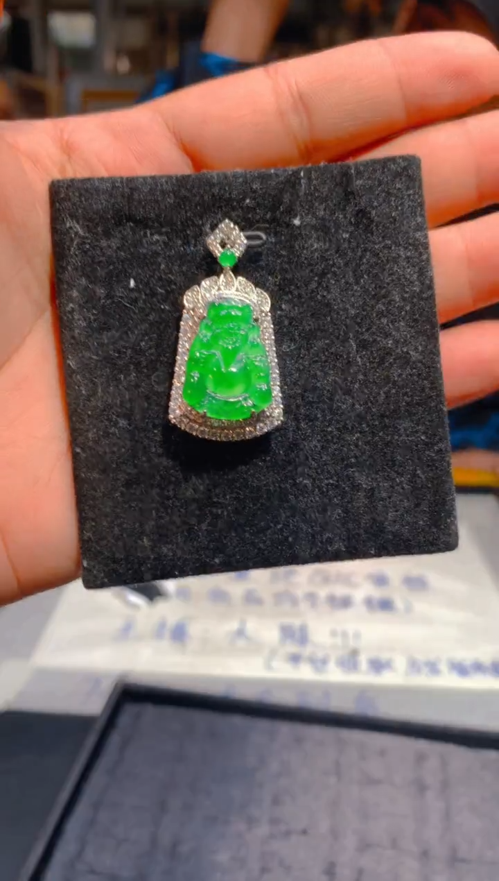 【闪购商品】定制翡翠未镶嵌35定制翡翠-多样性发货（发其一）