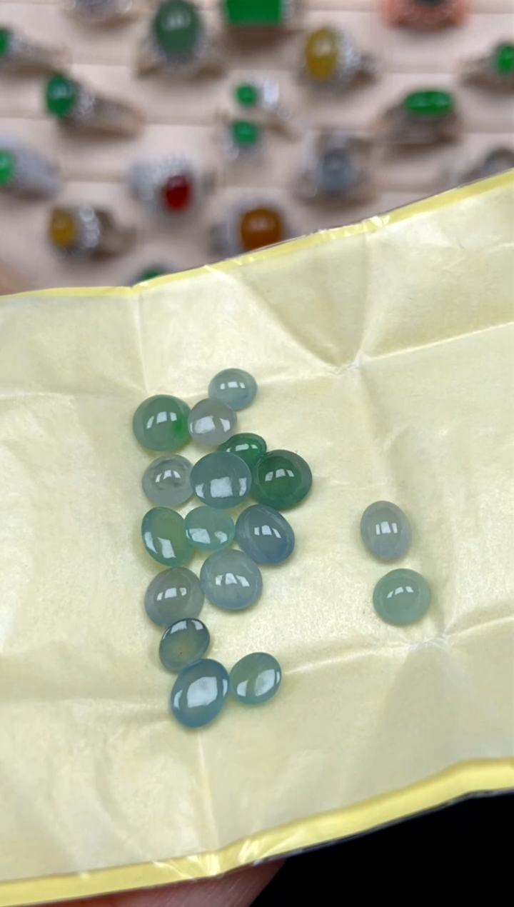 未镶嵌定制翡翠18天然缅甸A货翡翠蛋面