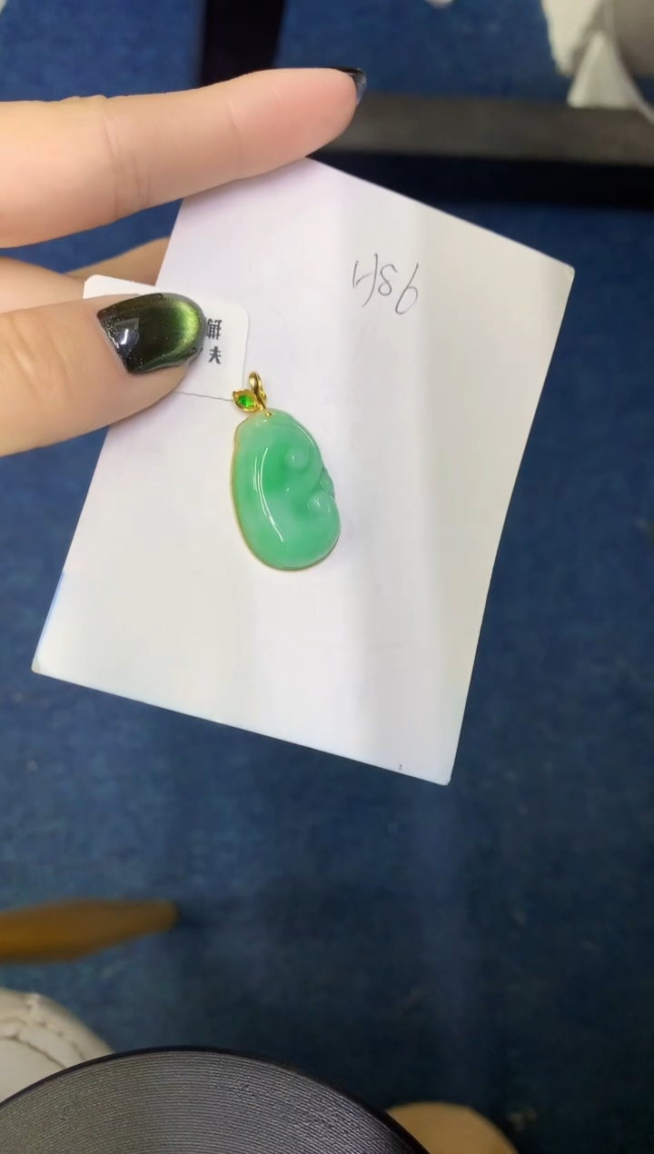 【闪购商品】翡翠颈饰18K金镶嵌0000000000