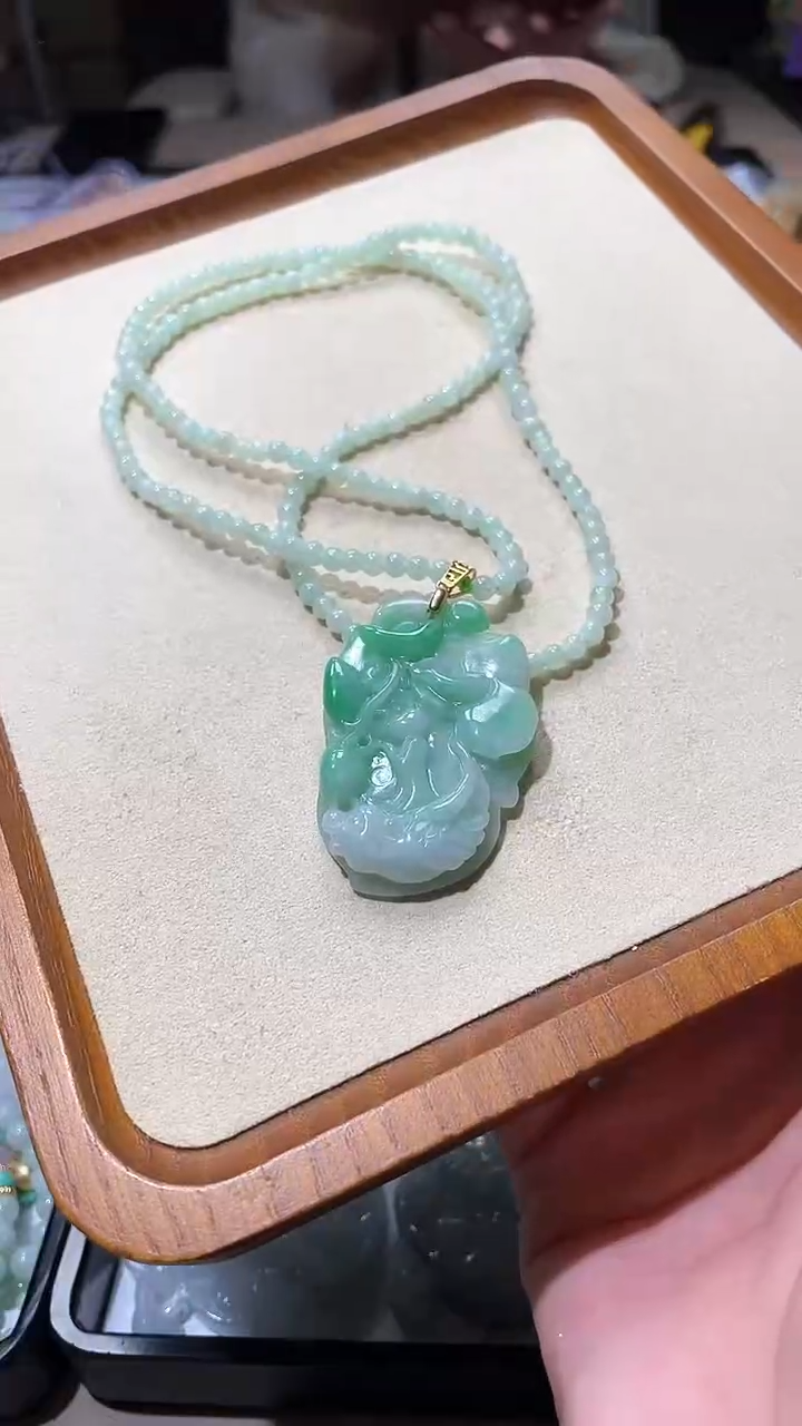【闪购商品】翡翠颈饰未镶嵌吊坠