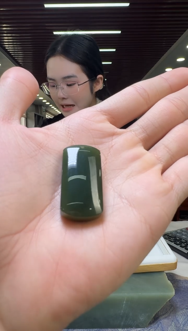 颈饰未镶嵌和田玉青黄口无事牌吊坠/配绳