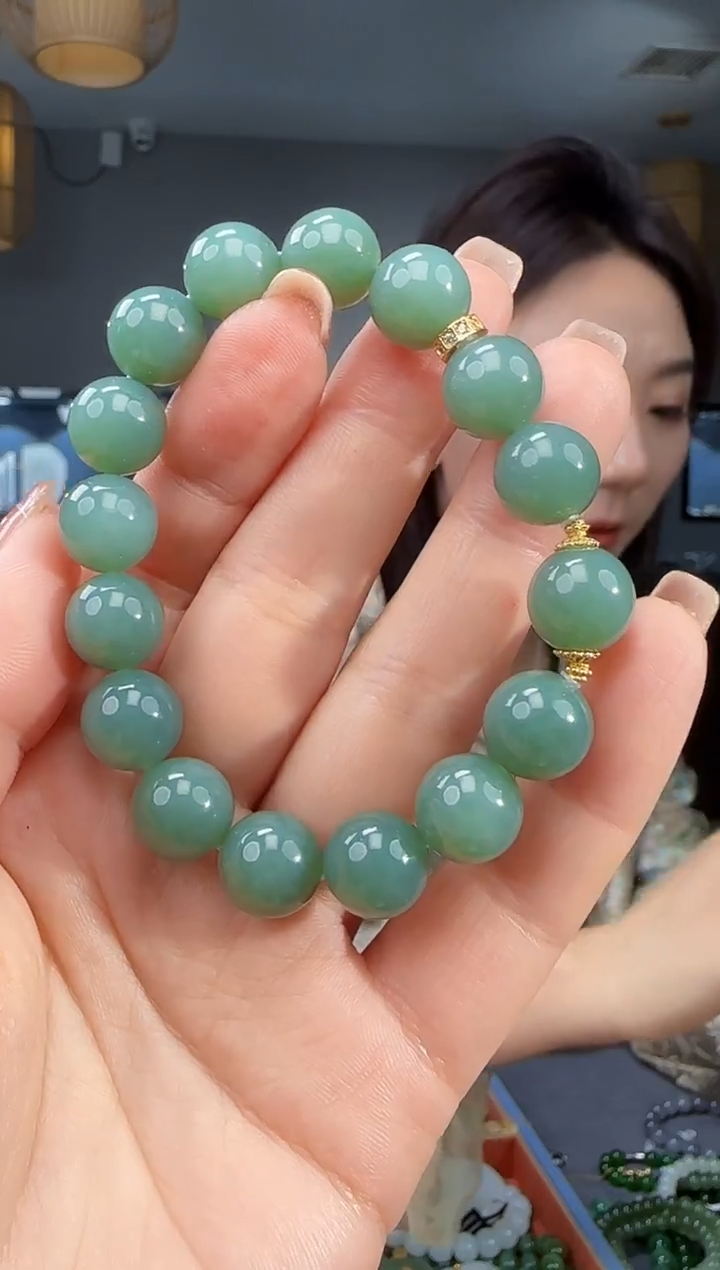 未镶嵌手链和田玉1