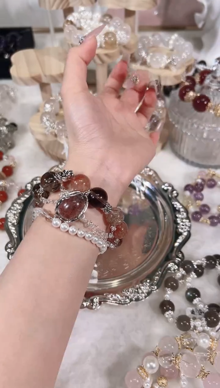 【闪购商品】水晶手链未镶嵌天然水晶默认微瑕 多样性发货发其一