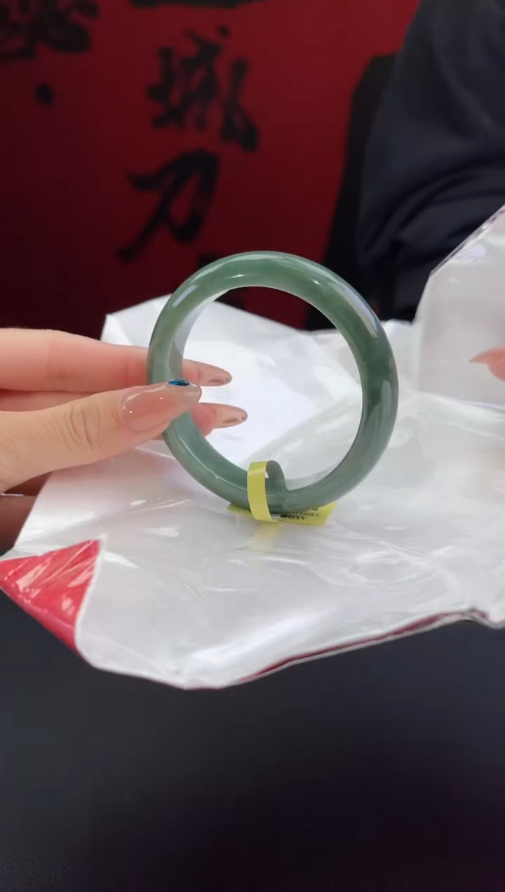 【闪购商品】翡翠未镶嵌手镯13翡翠手镯