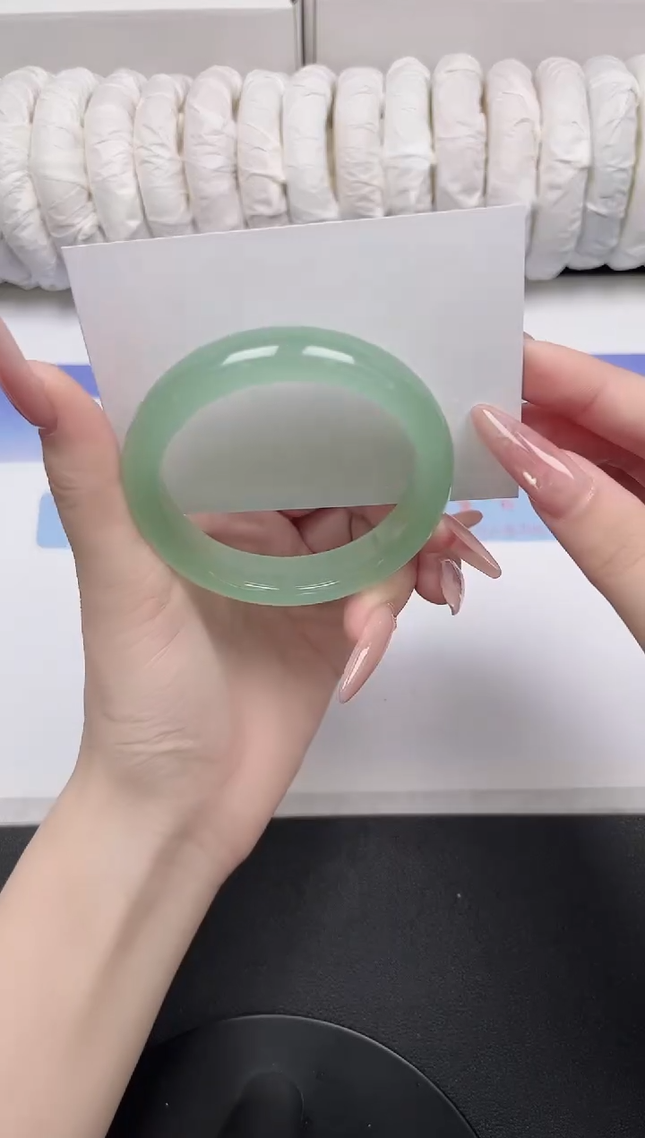 未镶嵌手镯石英质玉50-53