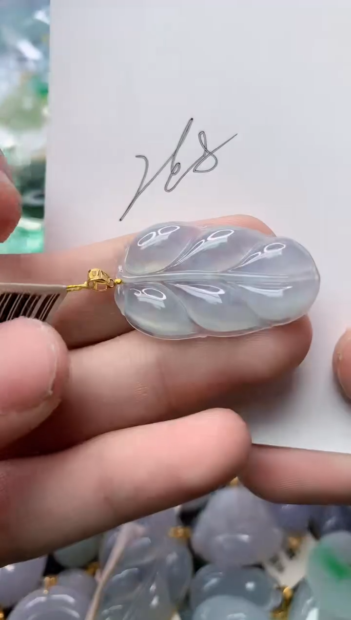 【闪购商品】翡翠颈饰18K金镶嵌55.........