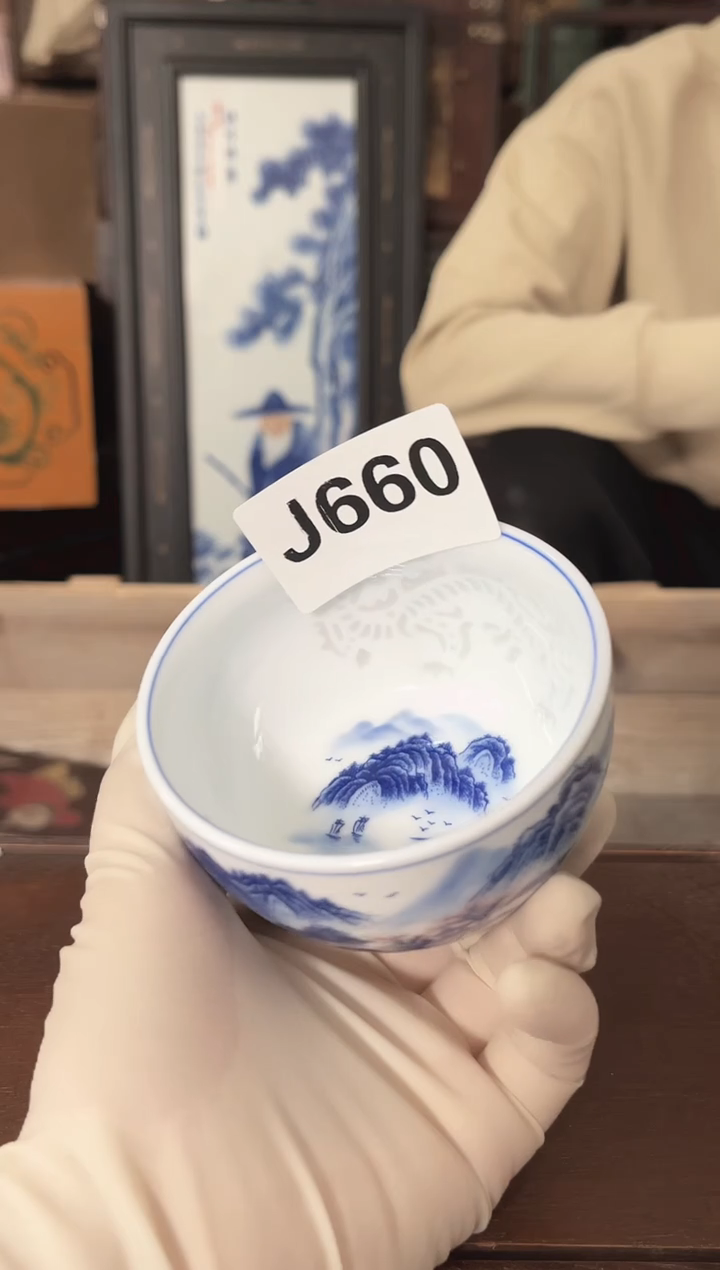 陶景德镇陶瓷摆件J660