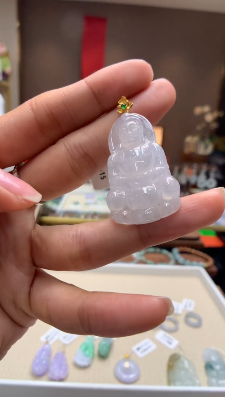 【闪购商品】翡翠颈饰18K金镶嵌观音