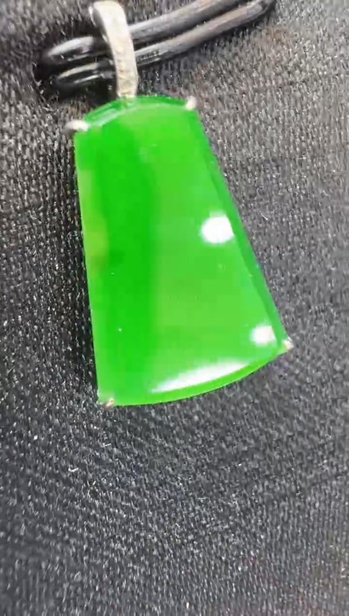 【闪购商品】翡翠吊坠(不含链)18K金镶嵌多样性团购发一件