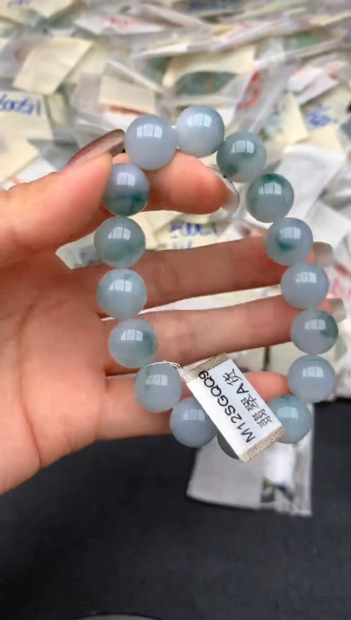 未镶嵌挂件翡翠一