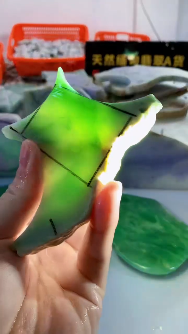 颈饰未镶嵌翡翠缅甸A货翡翠783